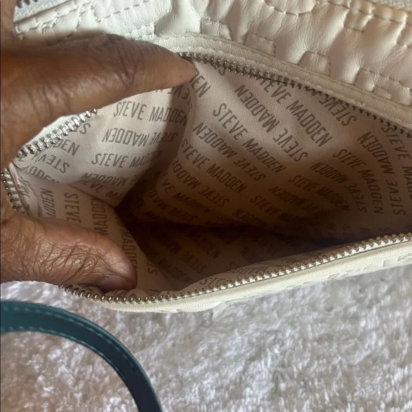 Steve Madden Cream Clutch with Lipstick Set - Picture 2 of 5